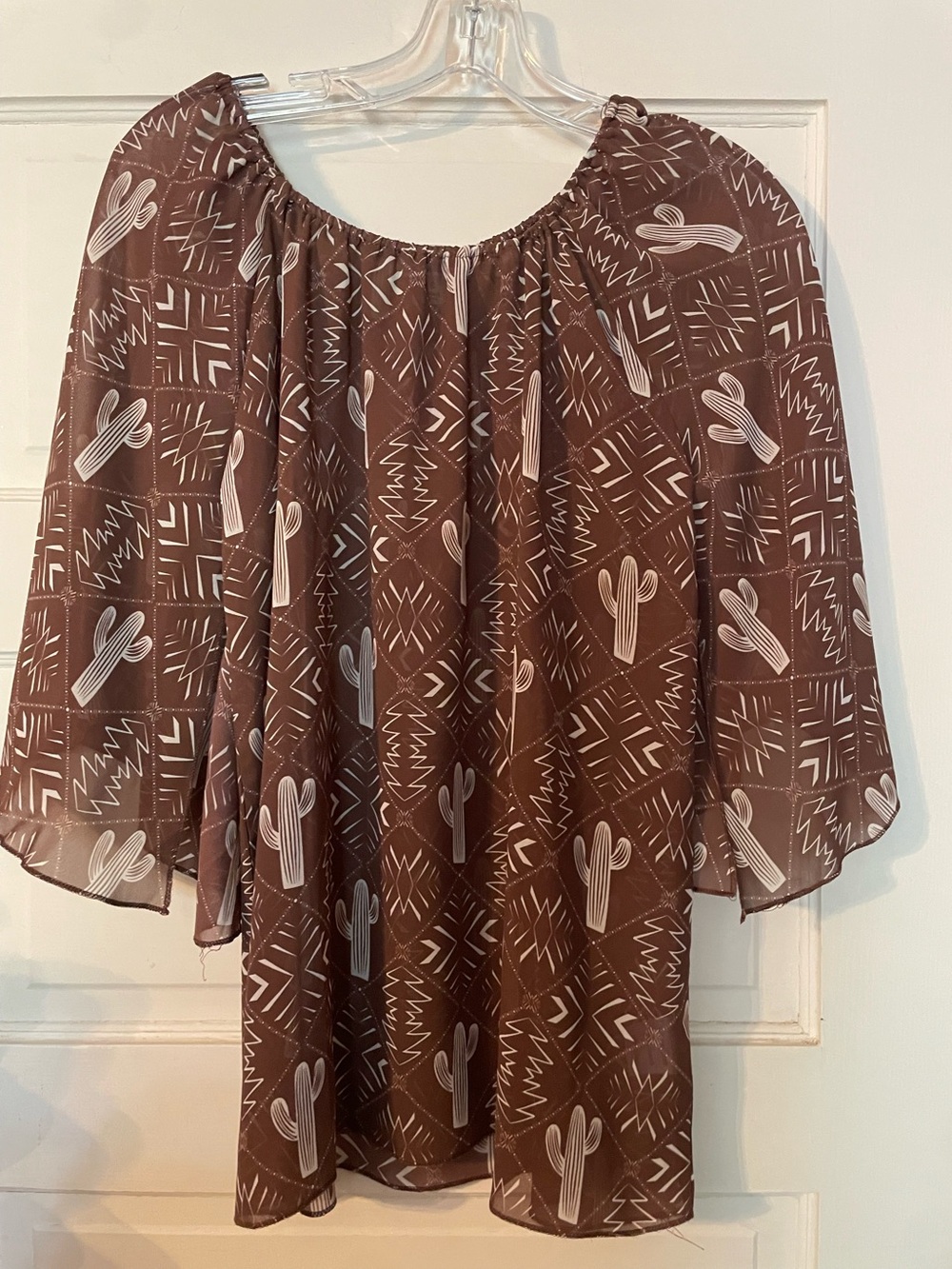 Cowgirl Hardware Women's small Brown Off-Shoulder Boho Blouse with Cactus Print